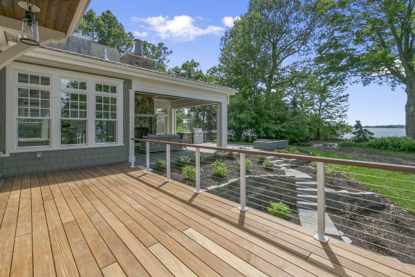 Deck Installation in Columbia