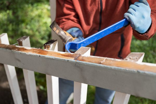 Cost of Deck Railing Replacement in Columbia