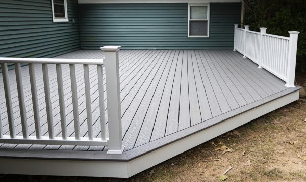Composite Decking Installation in Columbia