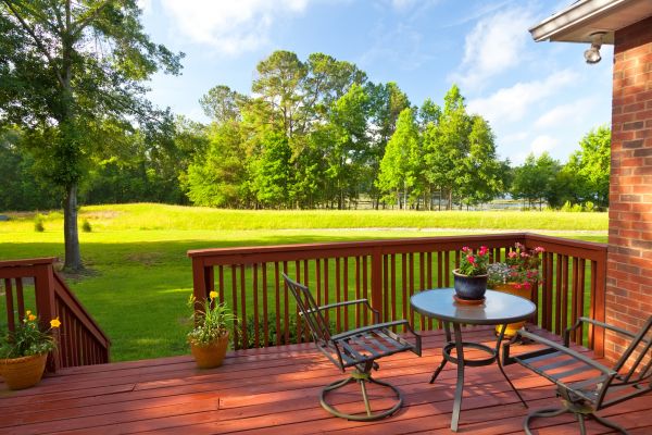 Cost of Redwood Deck Installation in Columbia