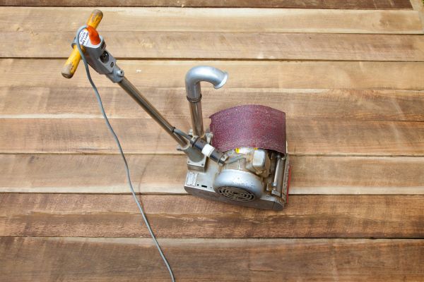 Cost of Veranda Sanding in Columbia