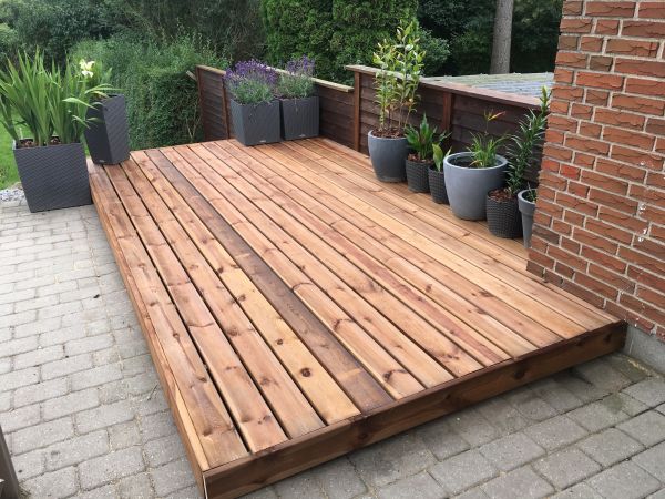Cost of Platform Deck Installation in Columbia